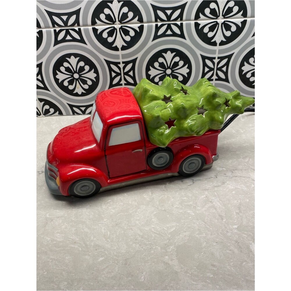 Scentsy Special Delivery Red Truck with Green Christmas Tree - Discontinued - Picture 4 of 8